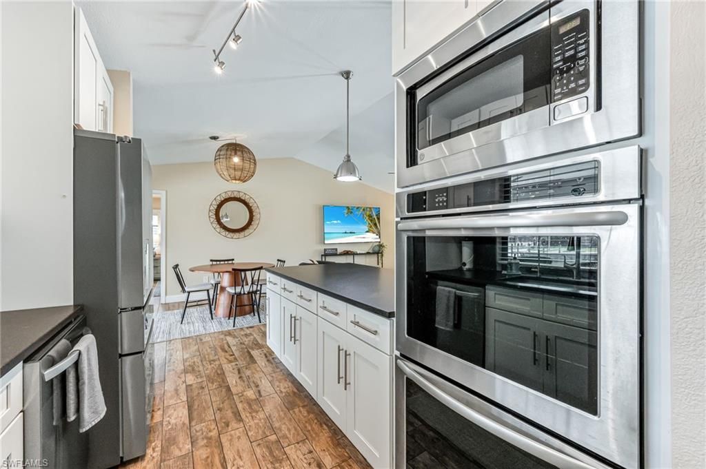 5630 Riverside Dr , Cape Coral, FL 33904 Photo