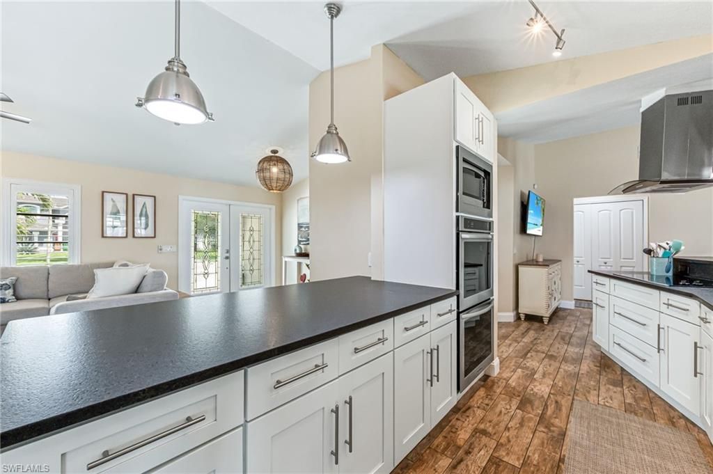 5630 Riverside Dr , Cape Coral, FL 33904 Photo