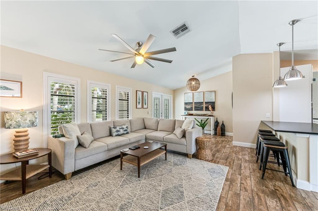 5630 Riverside Dr , Cape Coral, FL 33904 Photo