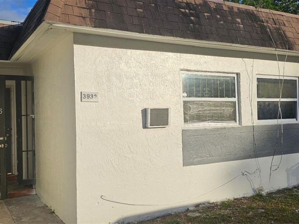 3932 NW 207th St Rd , Miami Gardens, FL 33055