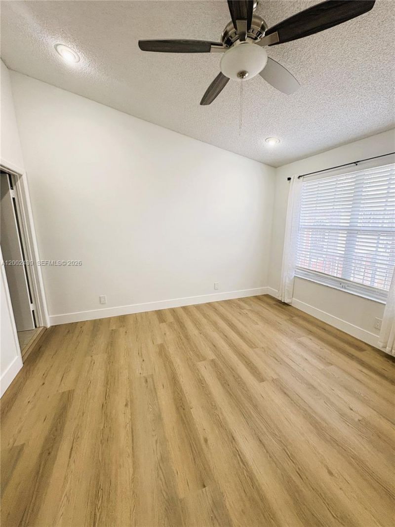 3743 NW 122nd Ter , Sunrise, FL 33323 Photo