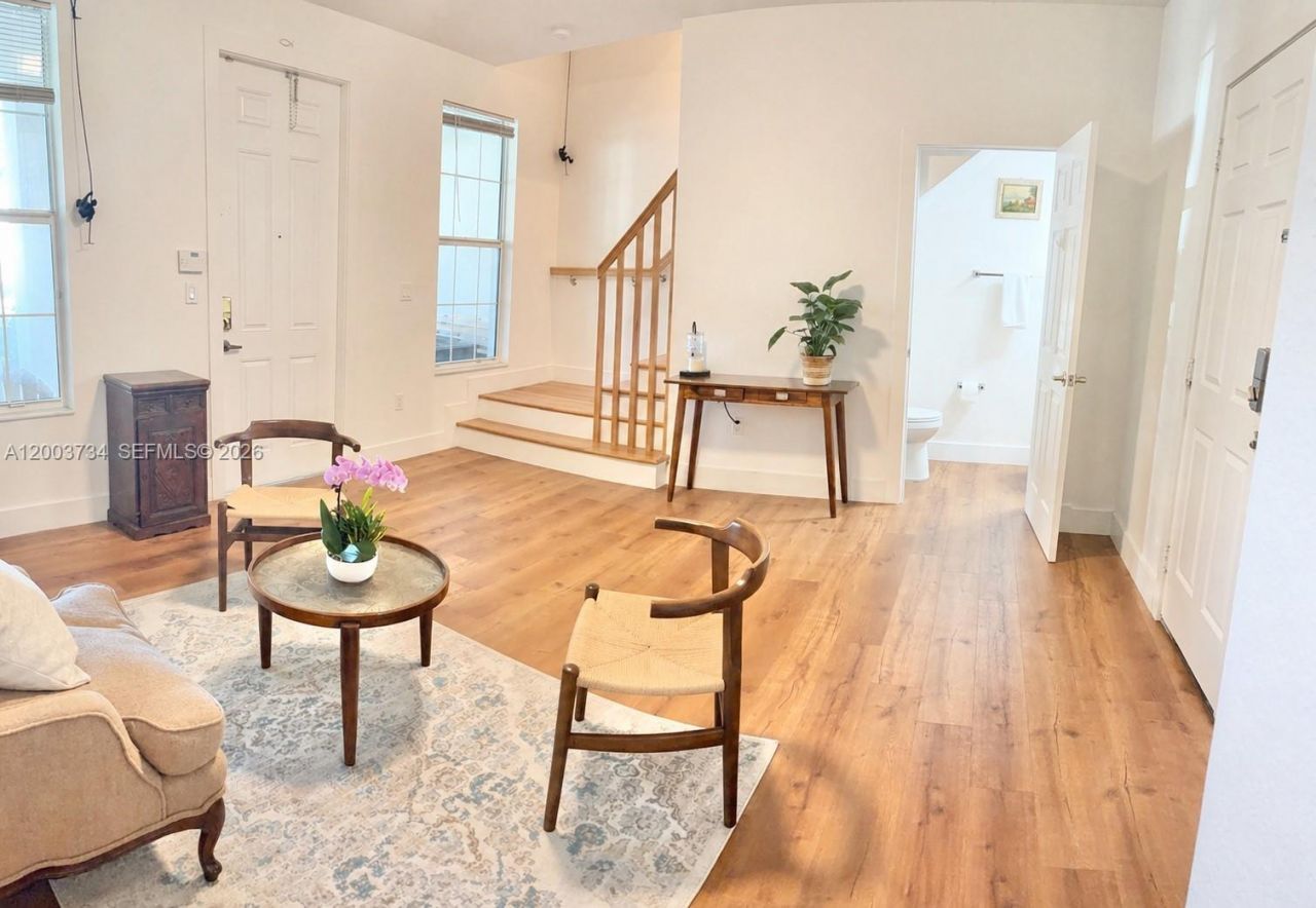 2549 SW 118th Way , Unit 302, Miramar, FL 33025 Photo