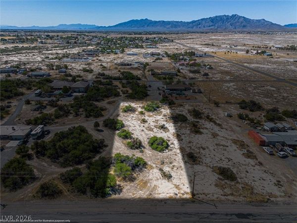 3411 W Mesquite Avenue , Pahrump, NV 89060