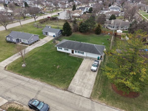 3002 Harris Drive , Joliet, IL 60431