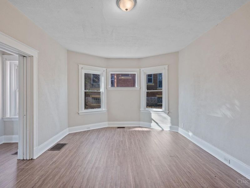816 Windham Avenue, Cincinnati, OH 45229 Photo 10