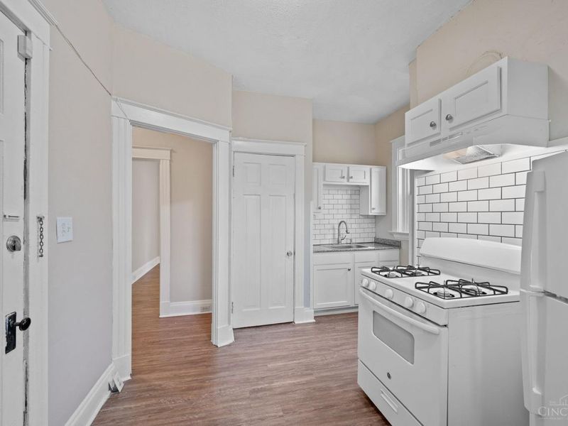 816 Windham Avenue, Cincinnati, OH 45229 Photo 12