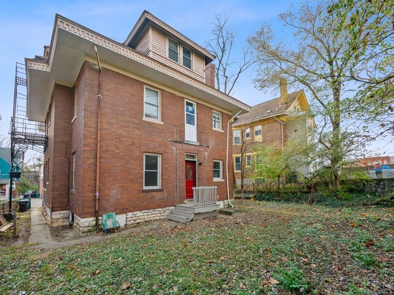 816 Windham Avenue, Cincinnati, OH 45229 Photo 29