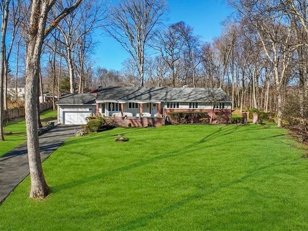 12 East Place , Montebello, NY 10901