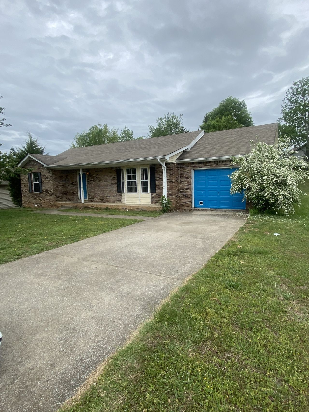838 Turtle Creek Rd  Clarksville, TN 37043