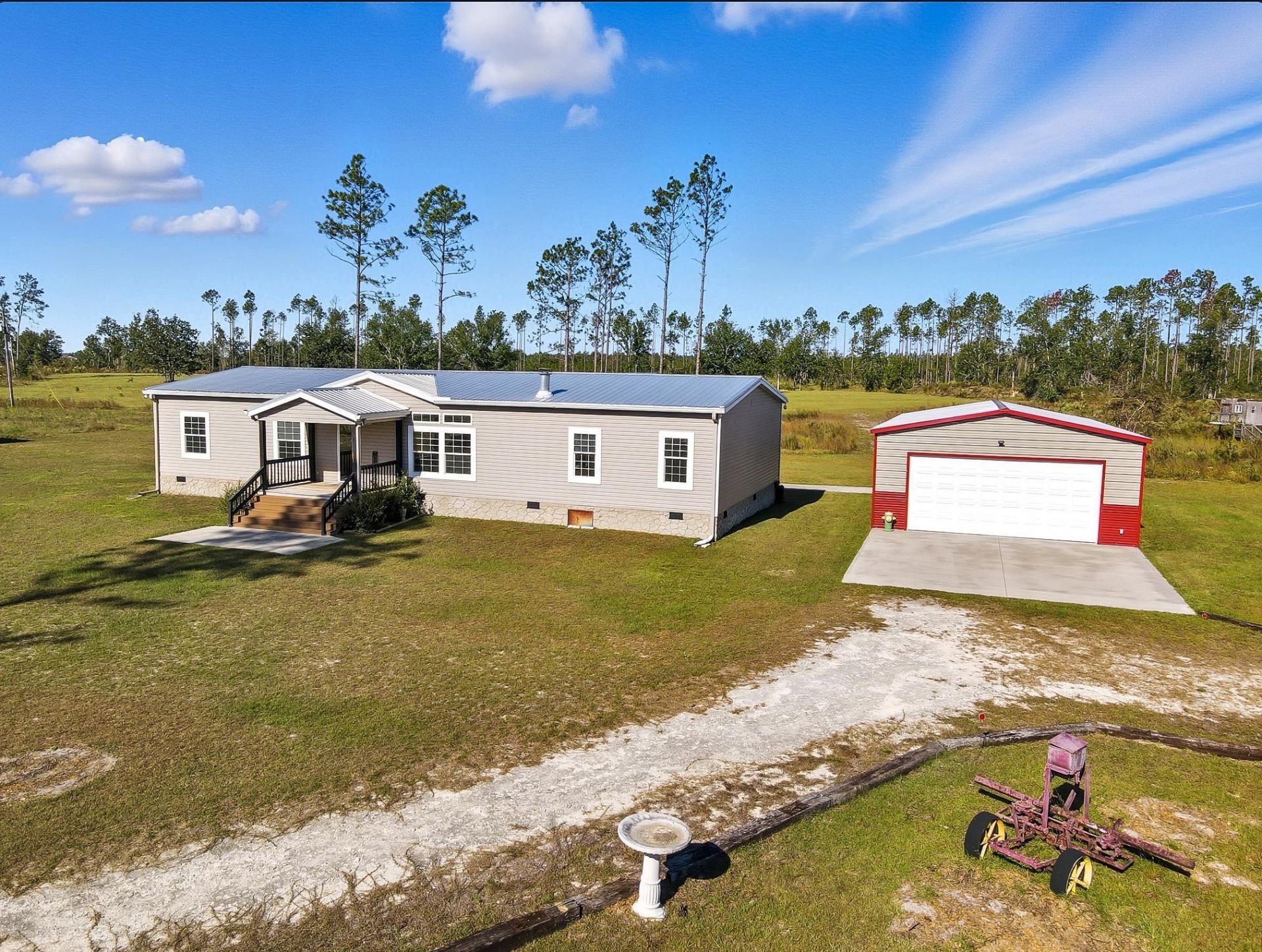 641 SE Sequoyah Trail , Lee, FL 32059 Photo