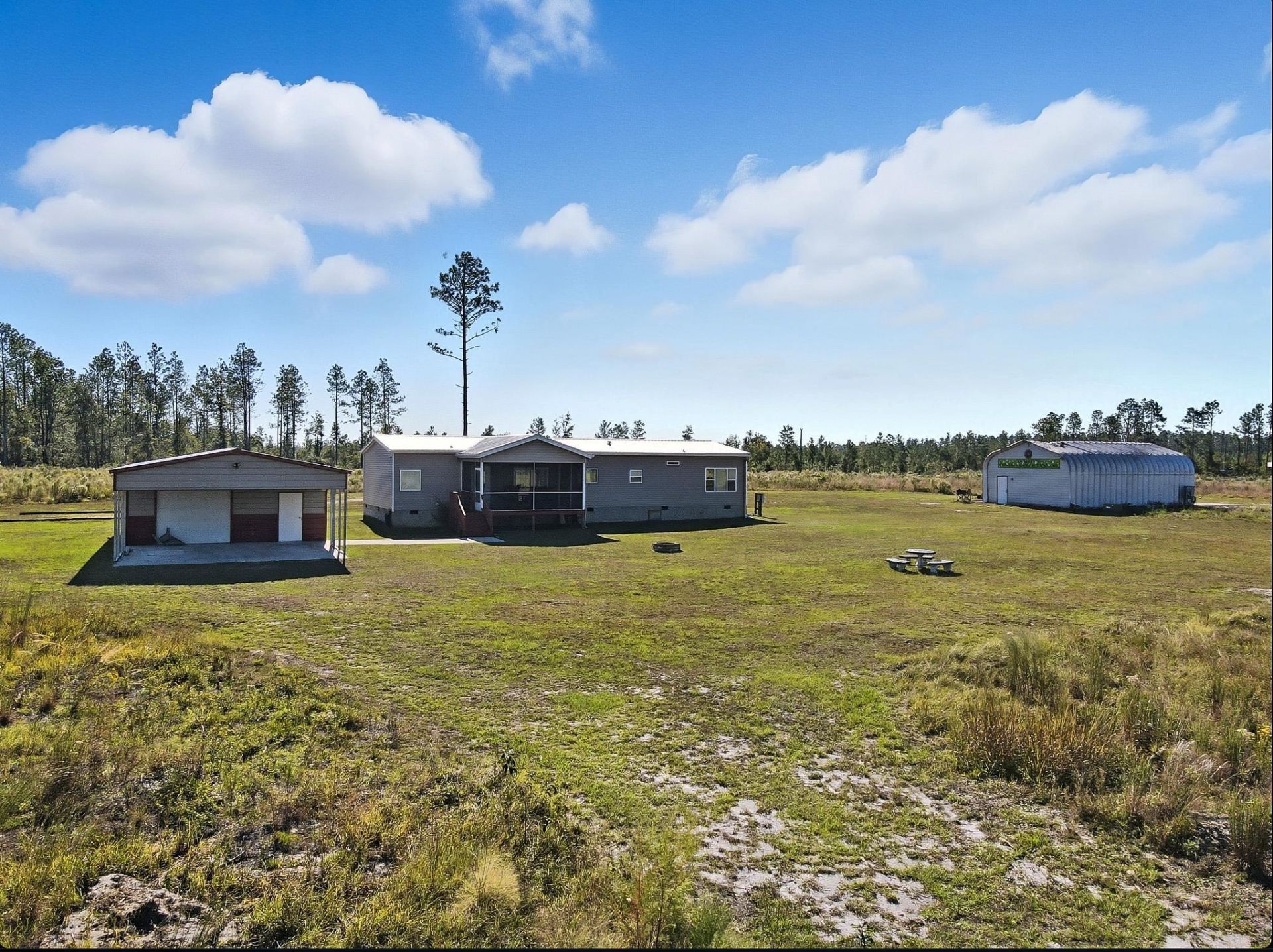 641 SE Sequoyah Trail , Lee, FL 32059 Photo