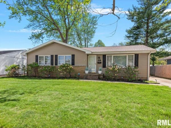 2118 W LAWRENCE Avenue, Springfield, IL 62704