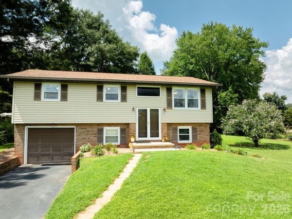 4671 Crystal Street , Claremont, NC 28610