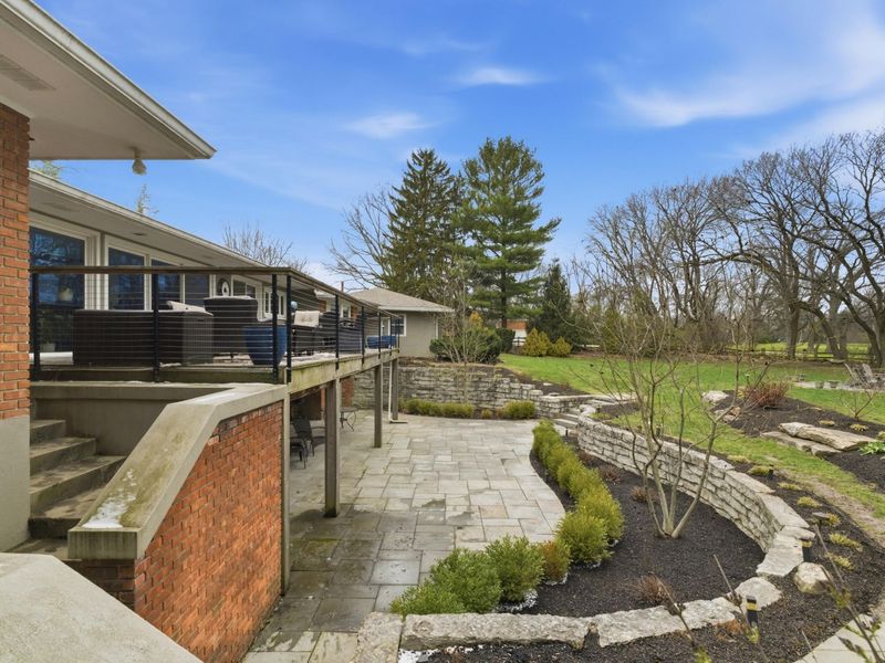 1580 London Drive , Upper Arlington, OH 43221 Photo 12