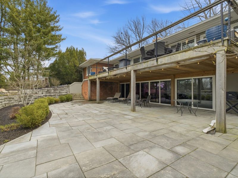 1580 London Drive , Upper Arlington, OH 43221 Photo 14