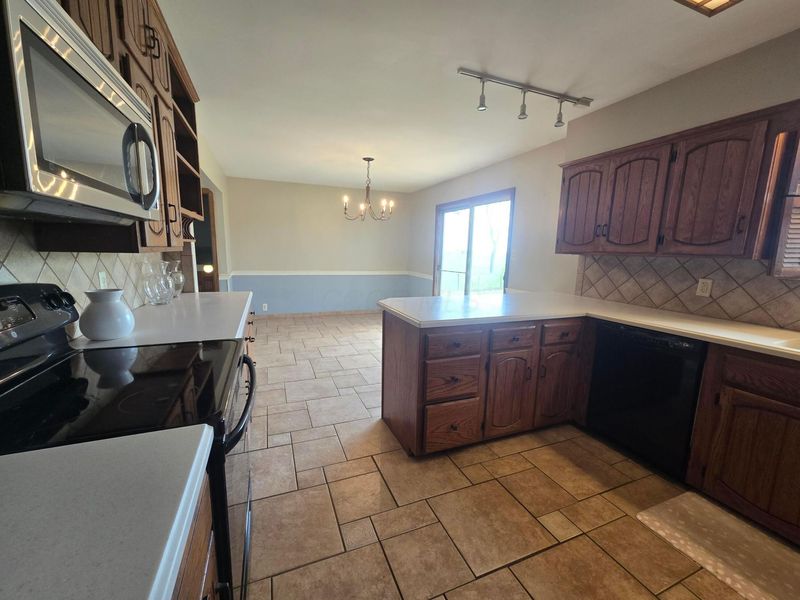 2000 Shady Lane , Zanesville, OH 43701 Photo 8