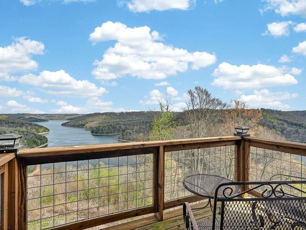 195 Coventry Way Rd, Smithville, TN 37166