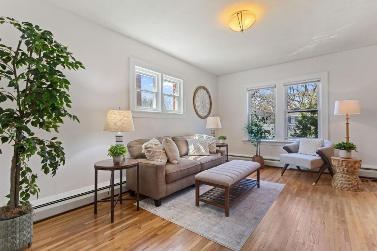 3520 Emerson Avenue S, Minneapolis, MN 55408