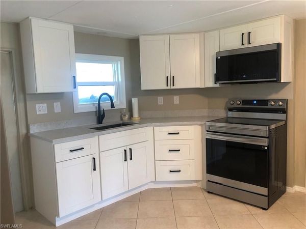 135 Chisholm TRL, NORTH FORT MYERS, FL 33917