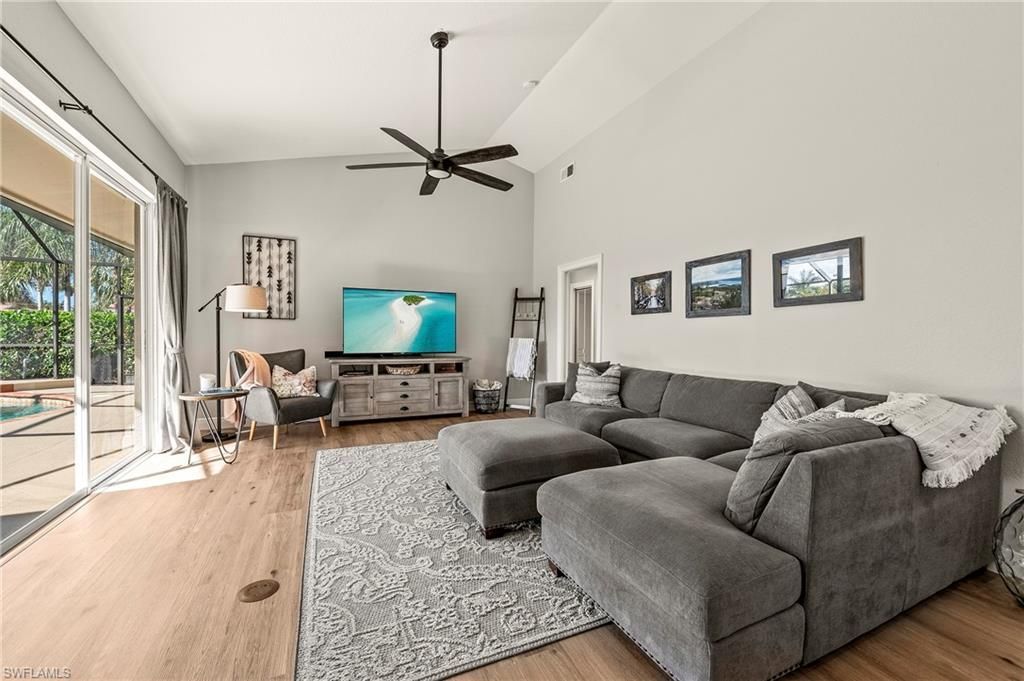 1015 Tivoli Ln , Naples, FL 34104 Photo