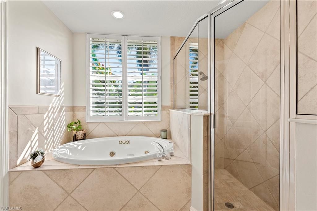 1015 Tivoli Ln, Naples, FL 34104 Photo