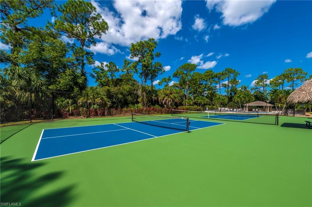 1015 Tivoli Ln, Naples, FL 34104 Photo