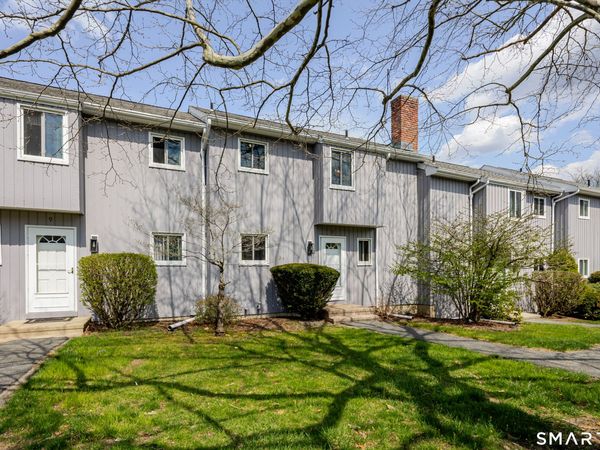 10 Monika, Unit 10, Brookfield, CT 06804