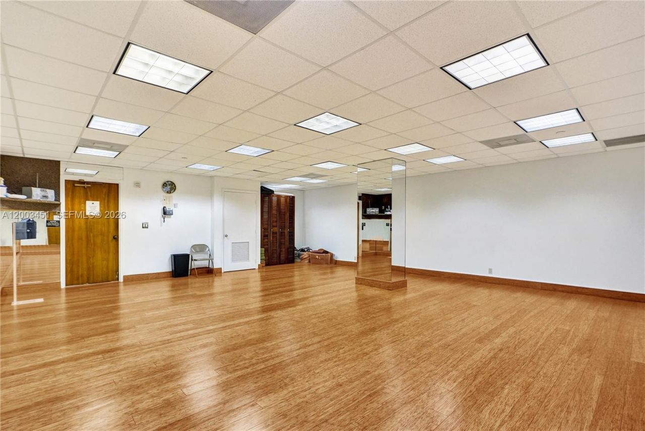 19667 Turnberry Way , Unit 9B, Aventura, FL 33180 Photo