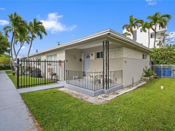 730 84th St , Miami Beach, FL 33141