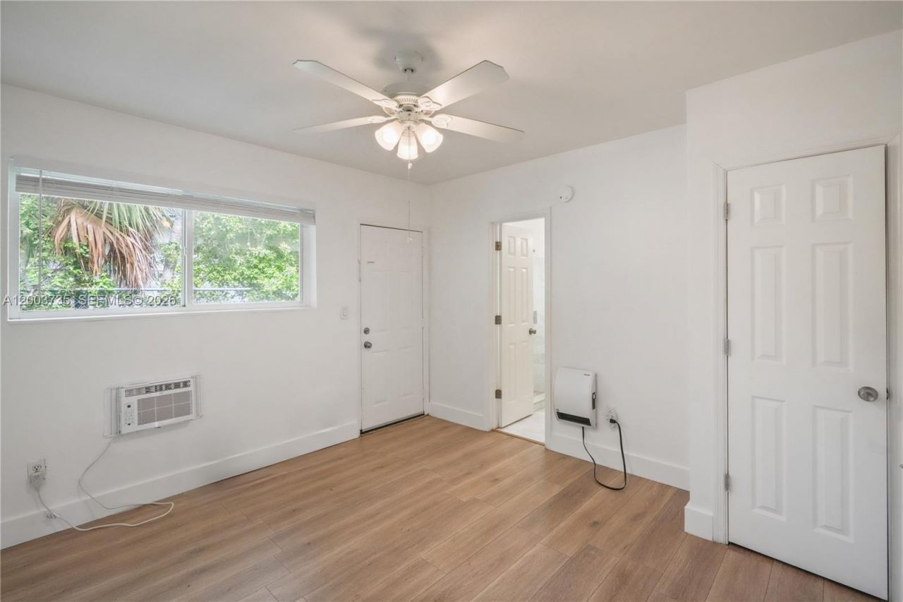 730 84th St , Miami Beach, FL 33141 Photo