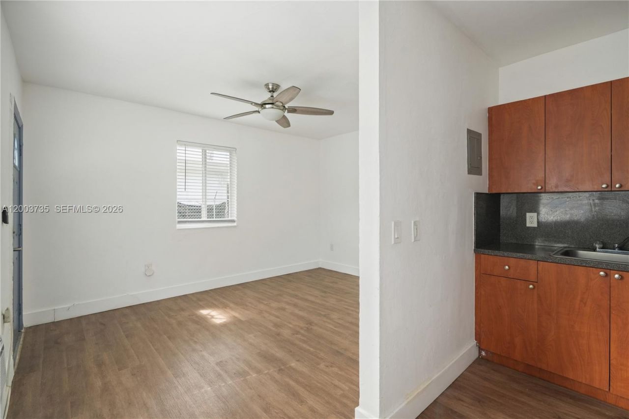 730 84th St , Miami Beach, FL 33141 Photo