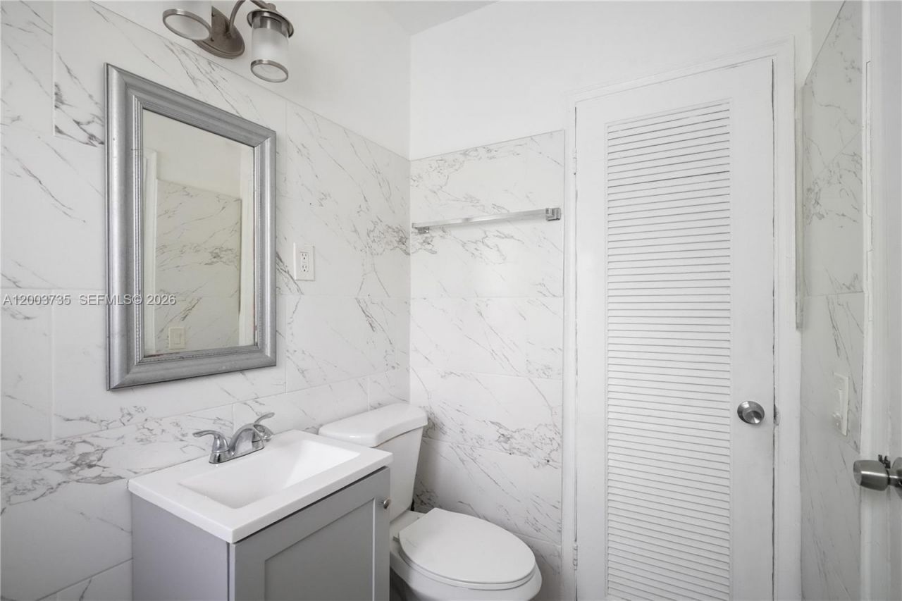 730 84th St , Miami Beach, FL 33141 Photo