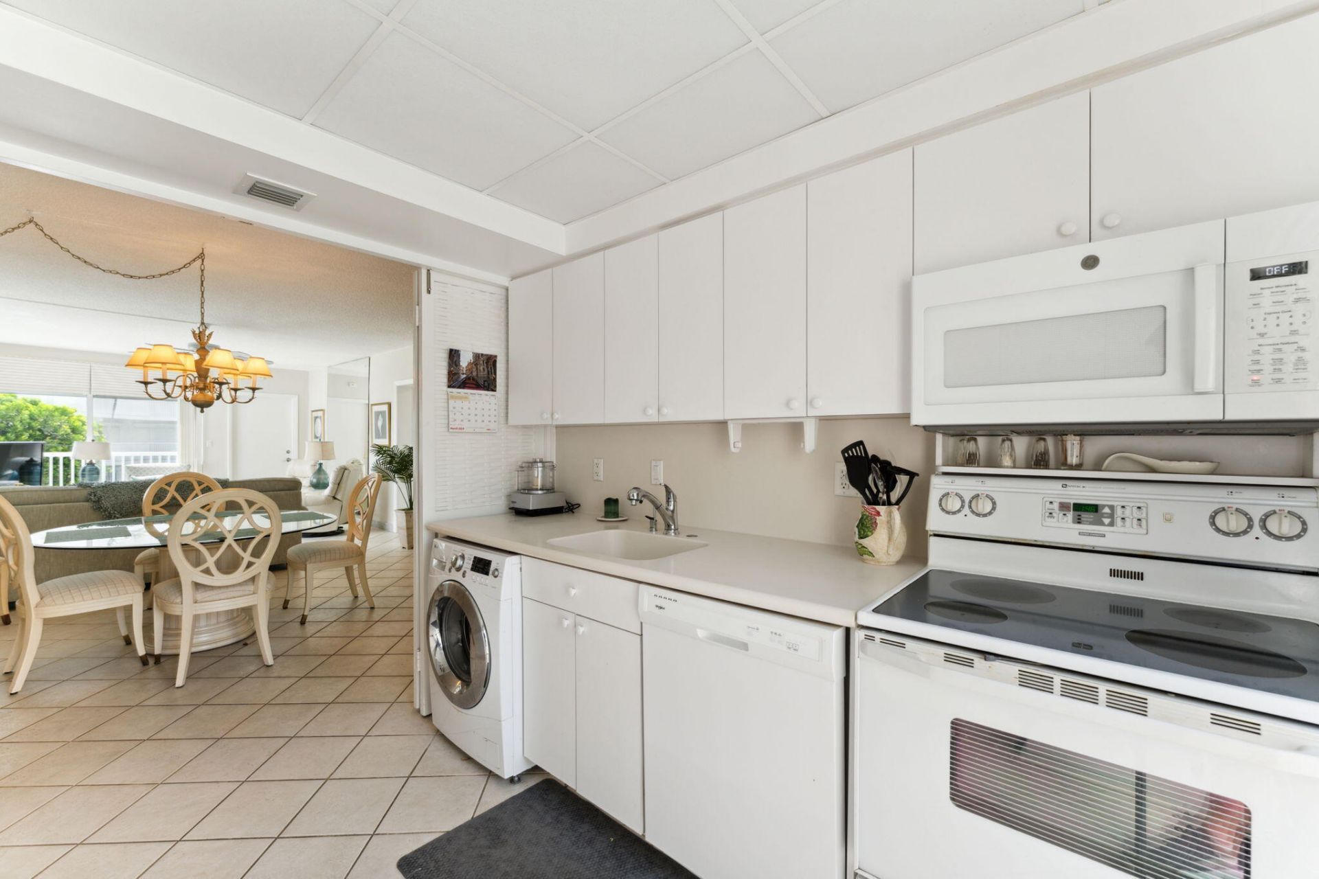 1470 S Ocean Boulevard, Unit 1002, Lauderdale by the Sea, FL 33062 Photo