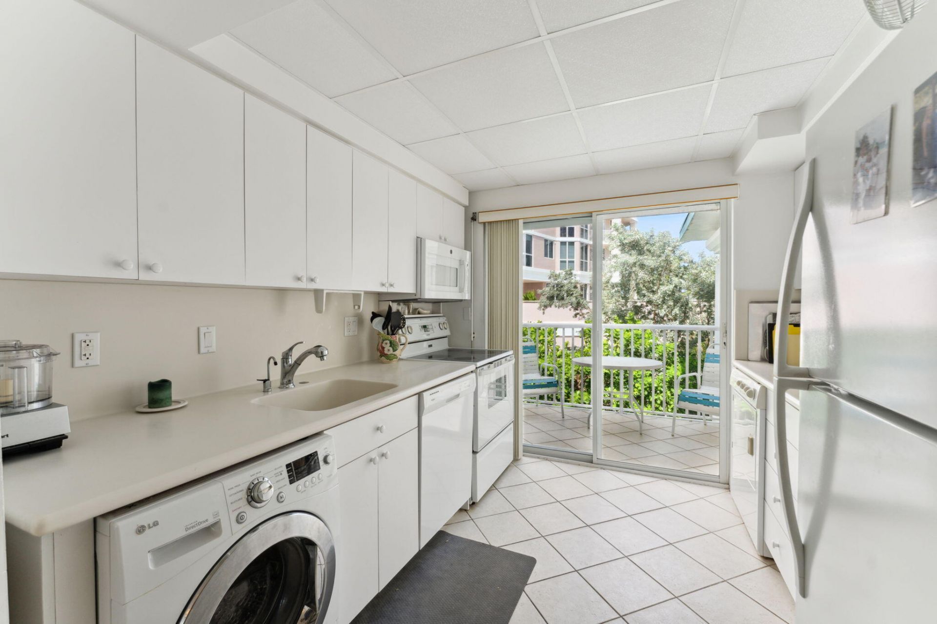 1470 S Ocean Boulevard, Unit 1002, Lauderdale by the Sea, FL 33062 Photo