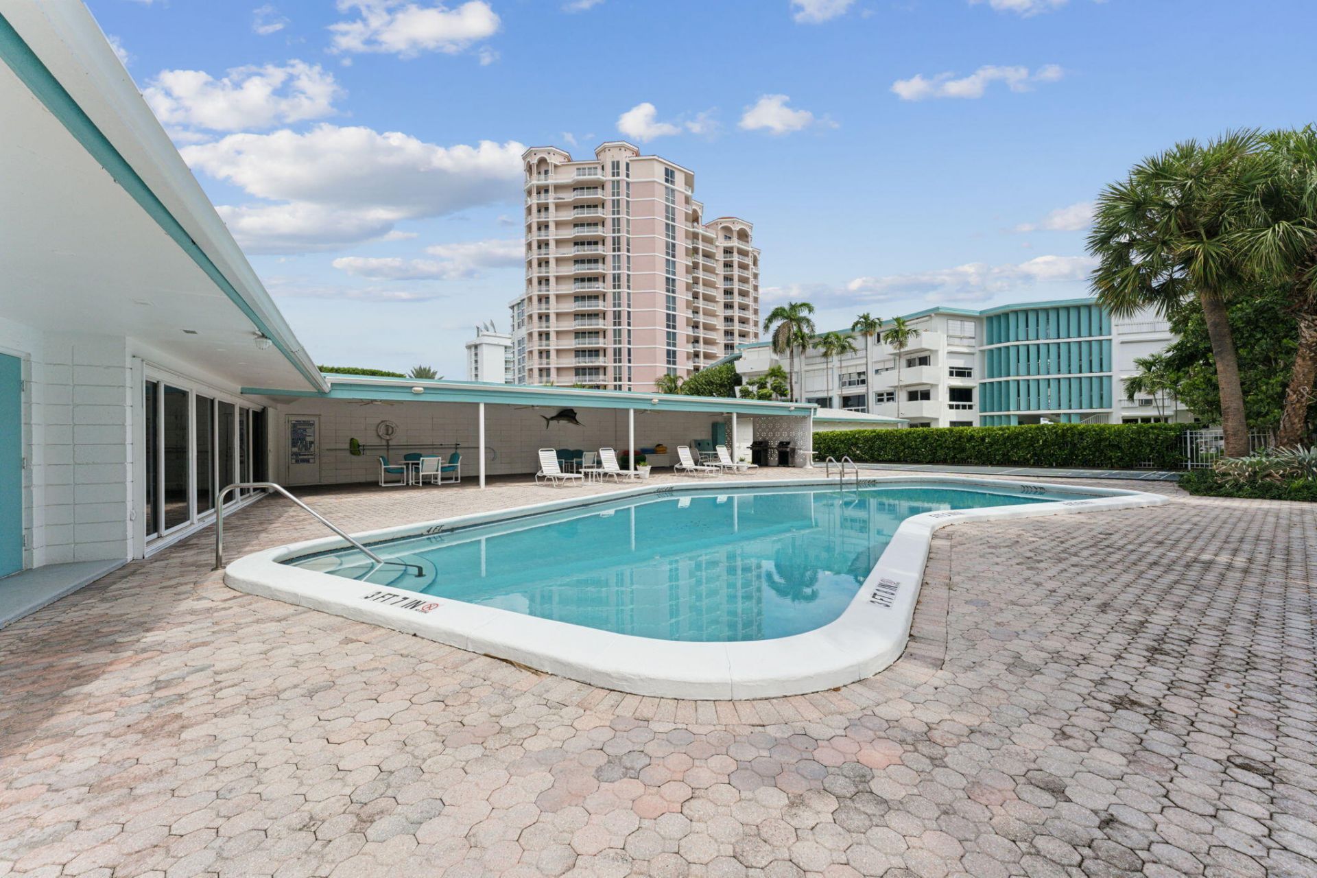 1470 S Ocean Boulevard, Unit 1002, Lauderdale by the Sea, FL 33062 Photo