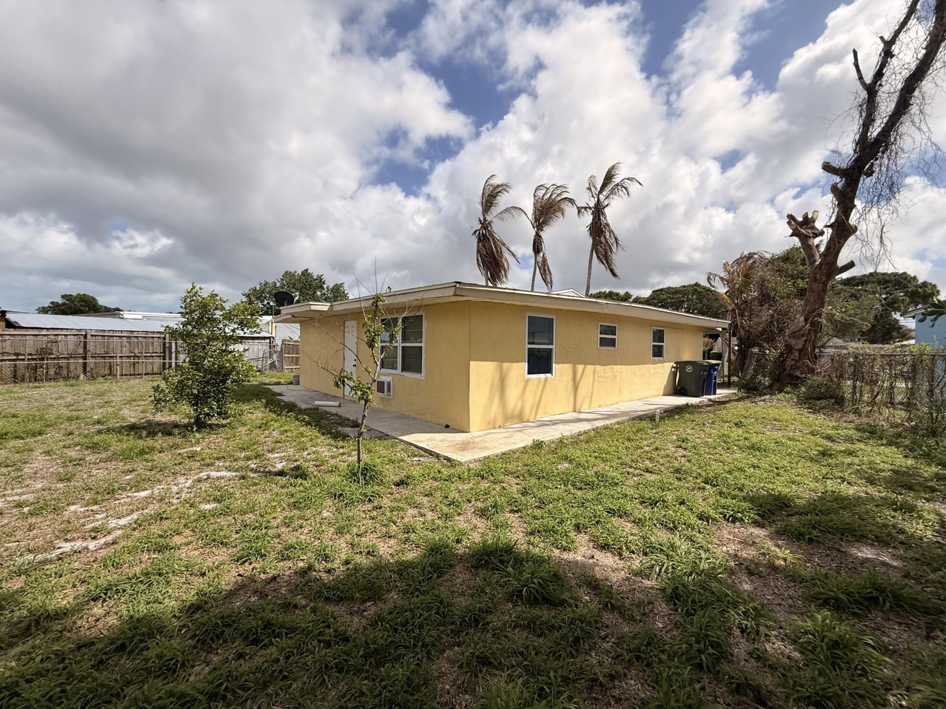 1604 Zephyr Avenue, Fort Pierce, FL 34982 Photo