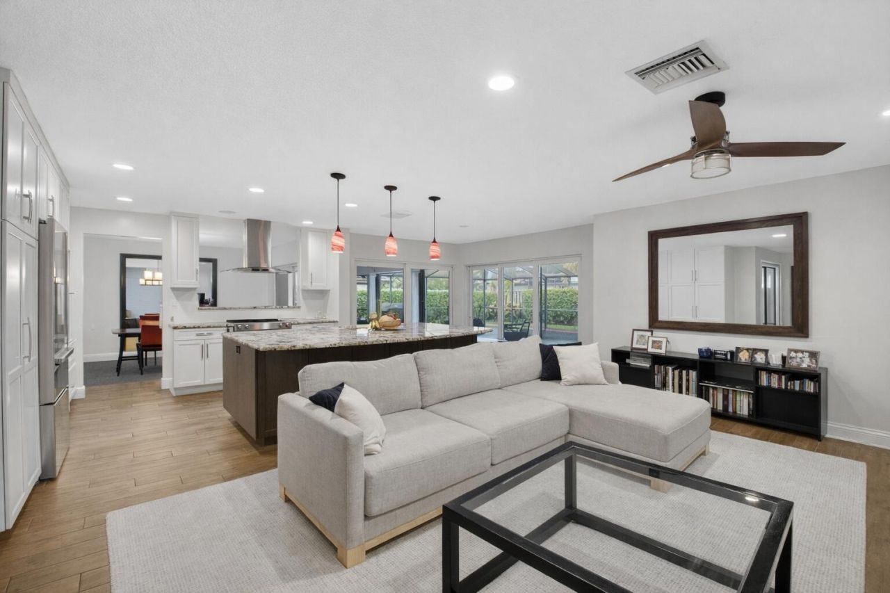 650 SW 16th Street, Boca Raton, FL 33486 Photo