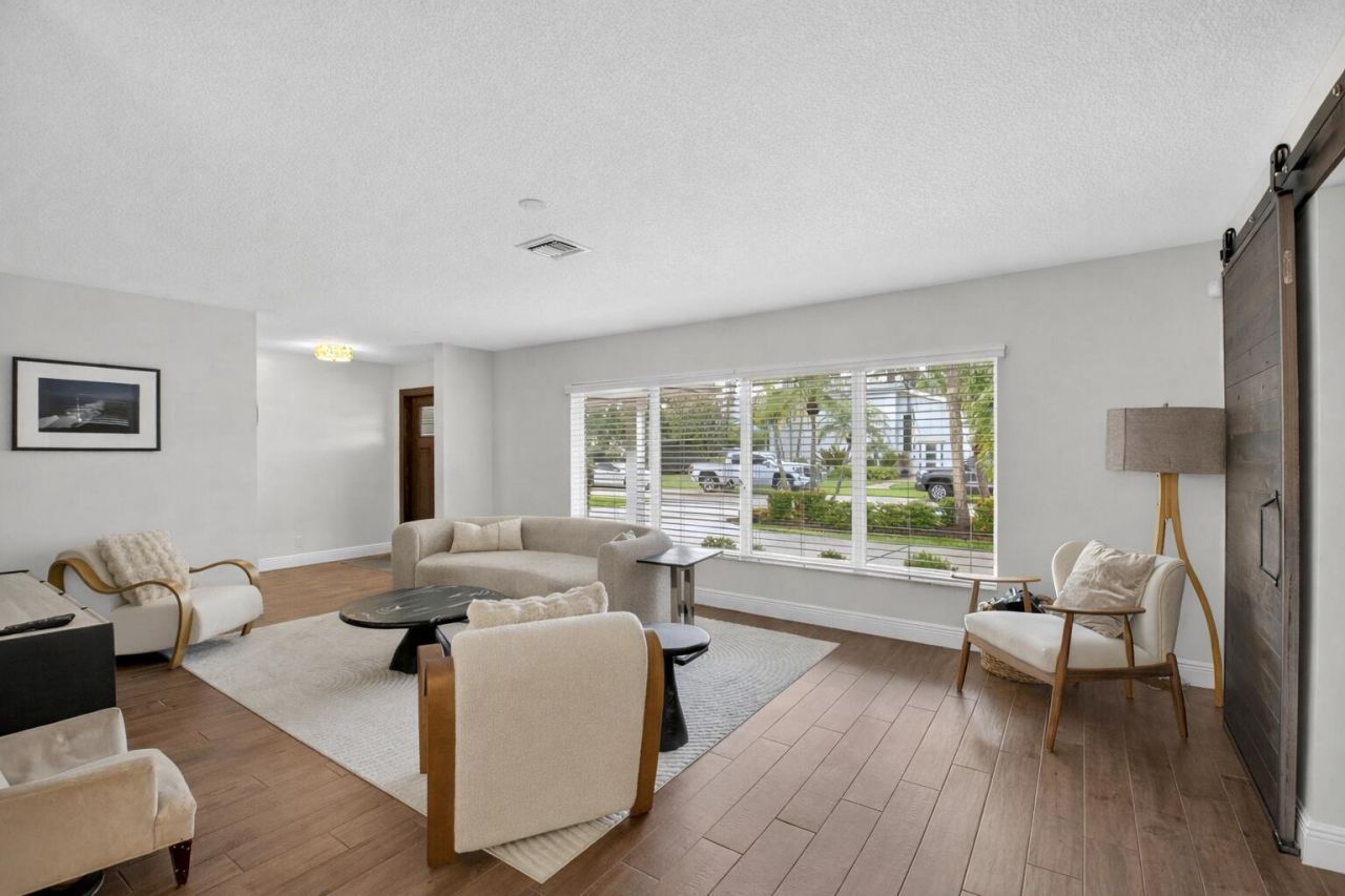 650 SW 16th Street, Boca Raton, FL 33486 Photo