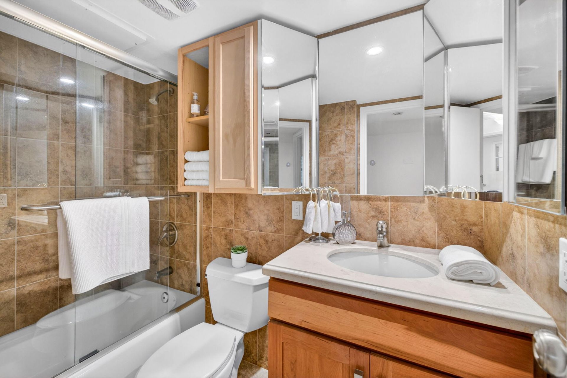 1750 NW 3rd Terrace, Fort Lauderdale, FL 33311 Photo