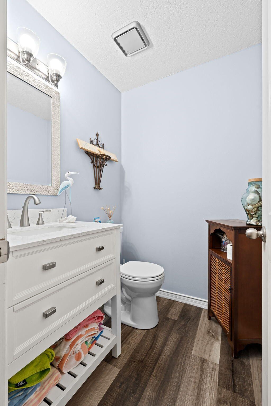 21 Whispering Oaks Circle, West Palm Beach, FL 33411 Photo