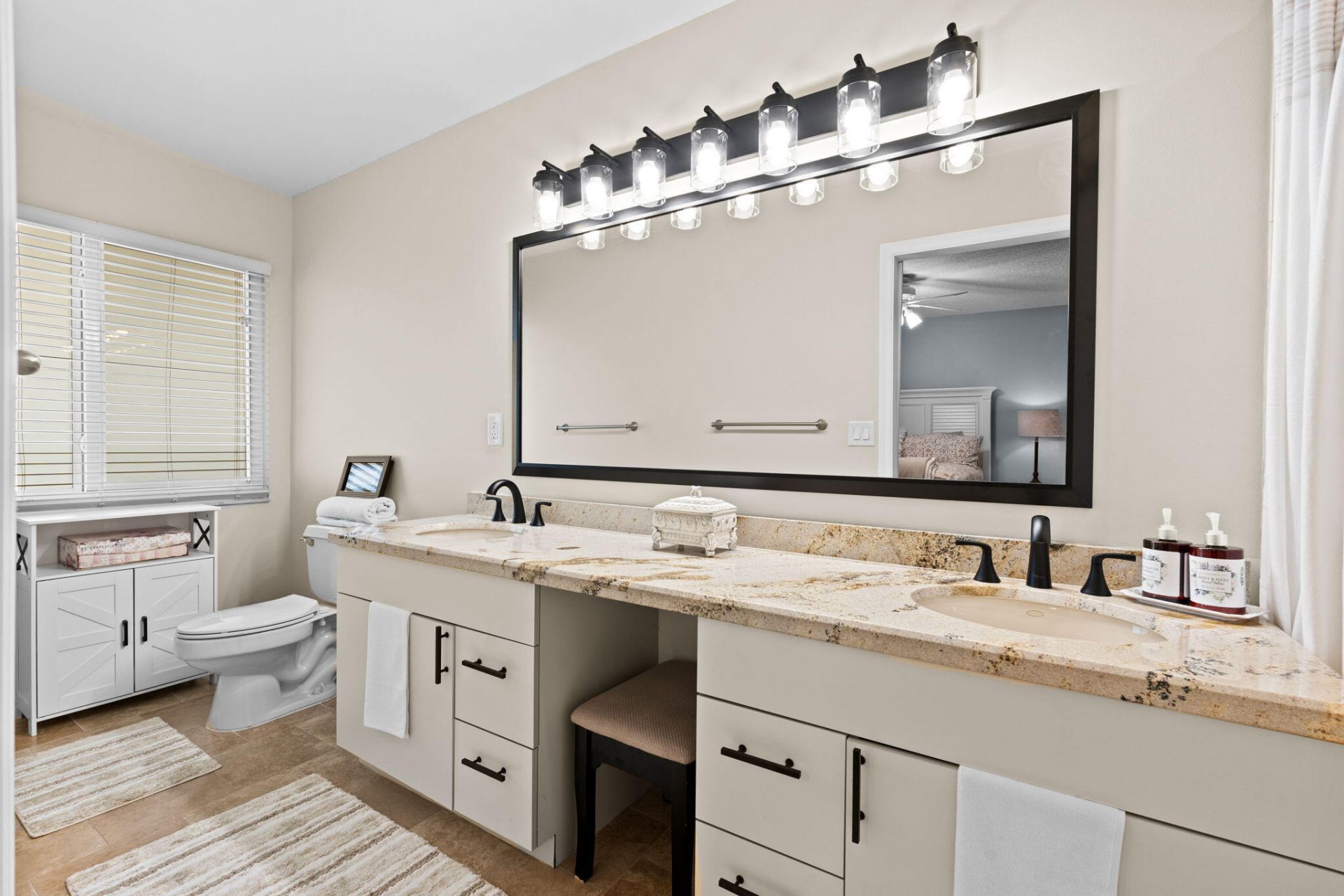 21 Whispering Oaks Circle, West Palm Beach, FL 33411 Photo