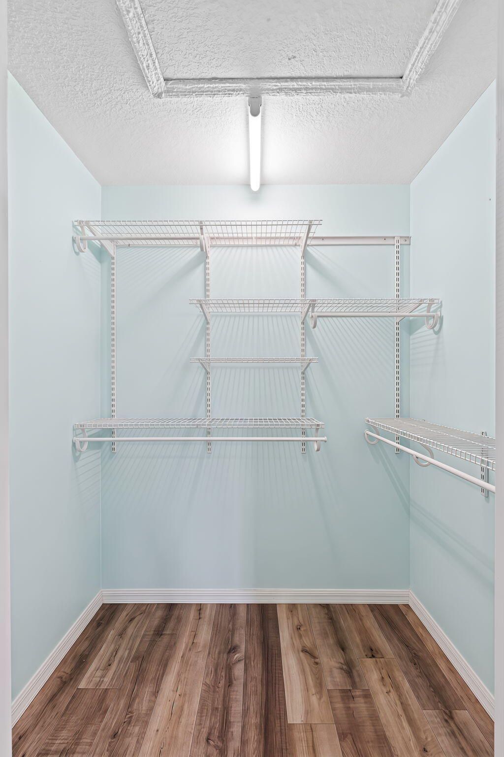 21 Whispering Oaks Circle, West Palm Beach, FL 33411 Photo