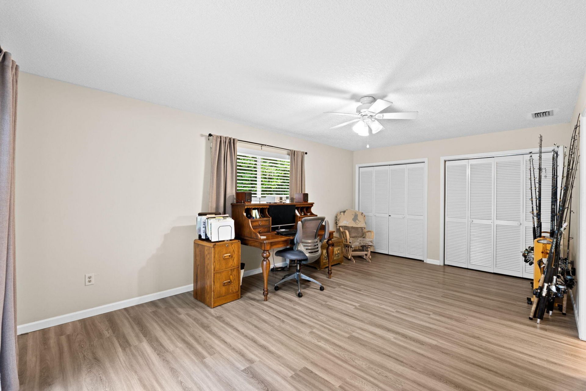 21 Whispering Oaks Circle, West Palm Beach, FL 33411 Photo