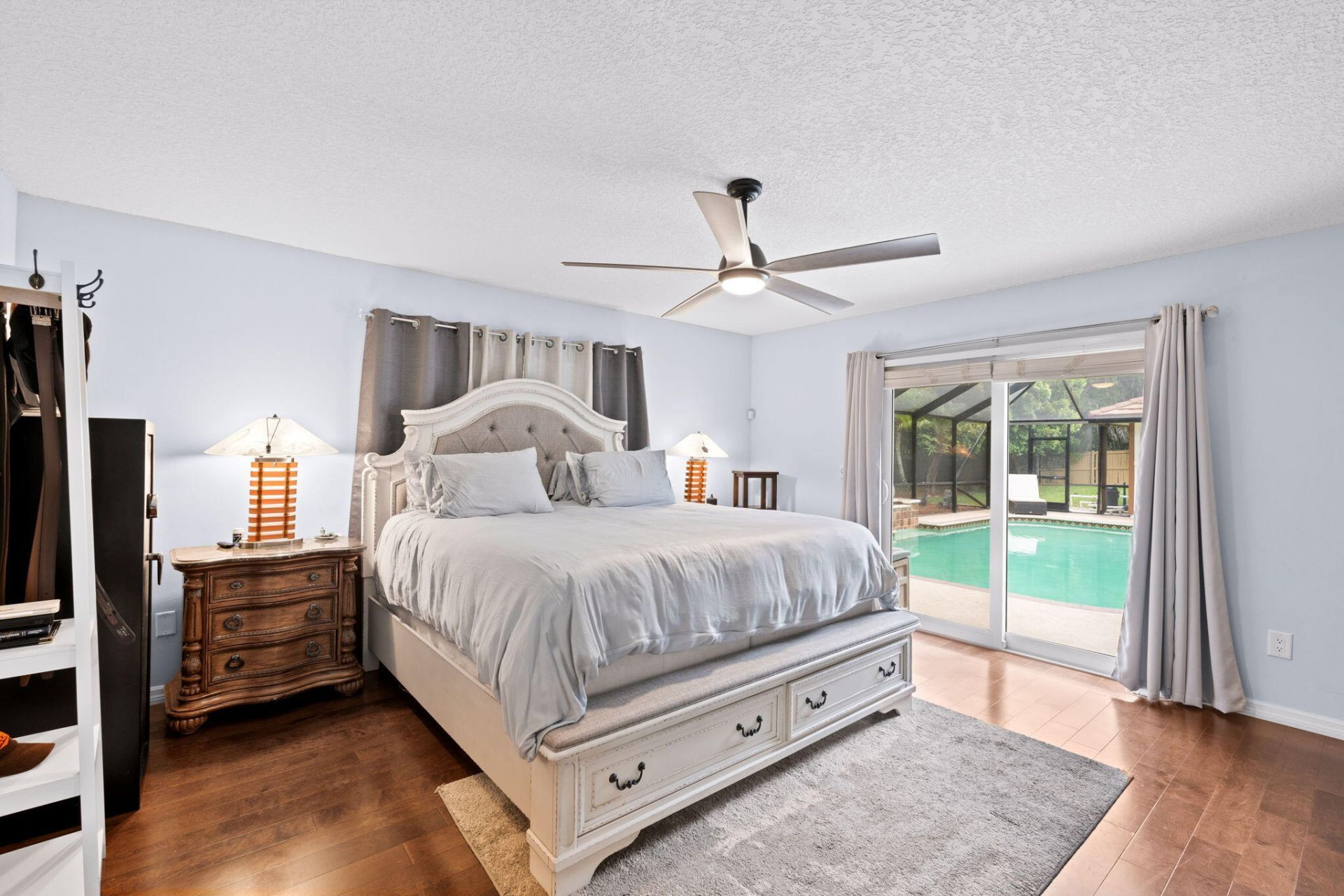 21 Whispering Oaks Circle, West Palm Beach, FL 33411 Photo