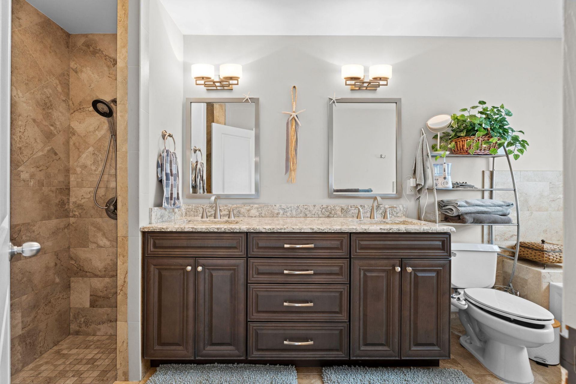 21 Whispering Oaks Circle, West Palm Beach, FL 33411 Photo