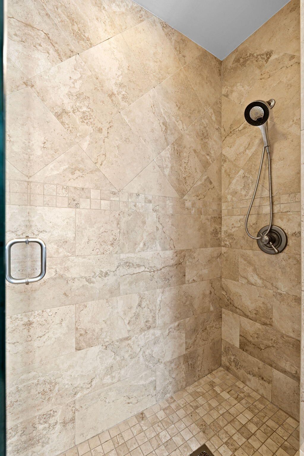 21 Whispering Oaks Circle, West Palm Beach, FL 33411 Photo