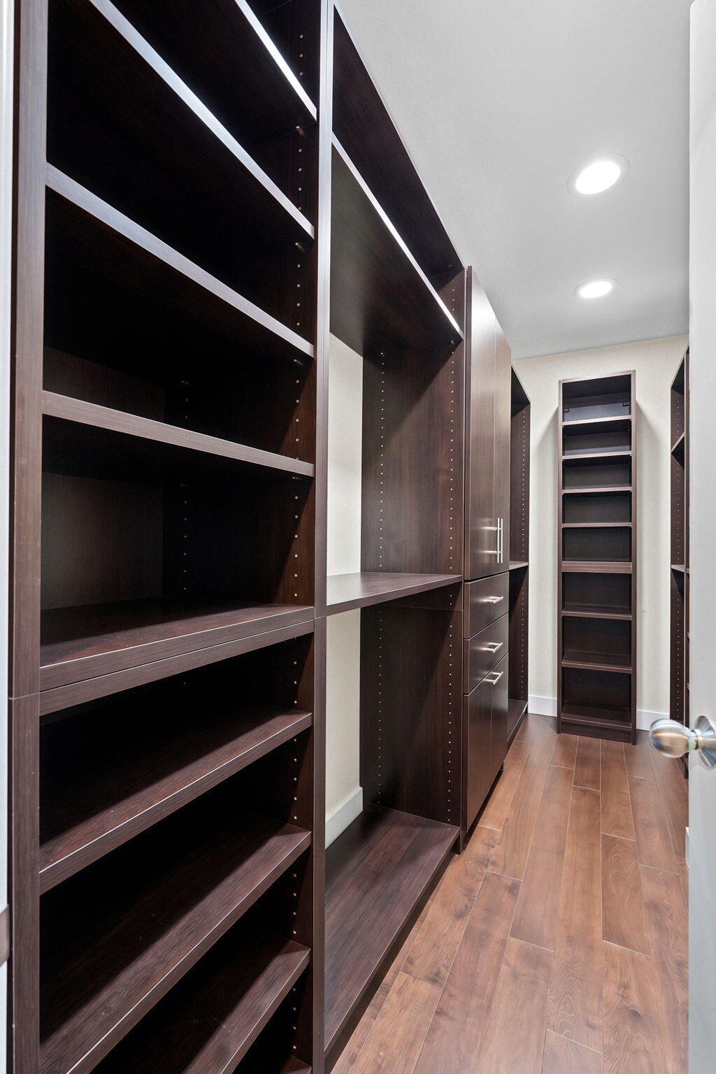 21 Whispering Oaks Circle, West Palm Beach, FL 33411 Photo