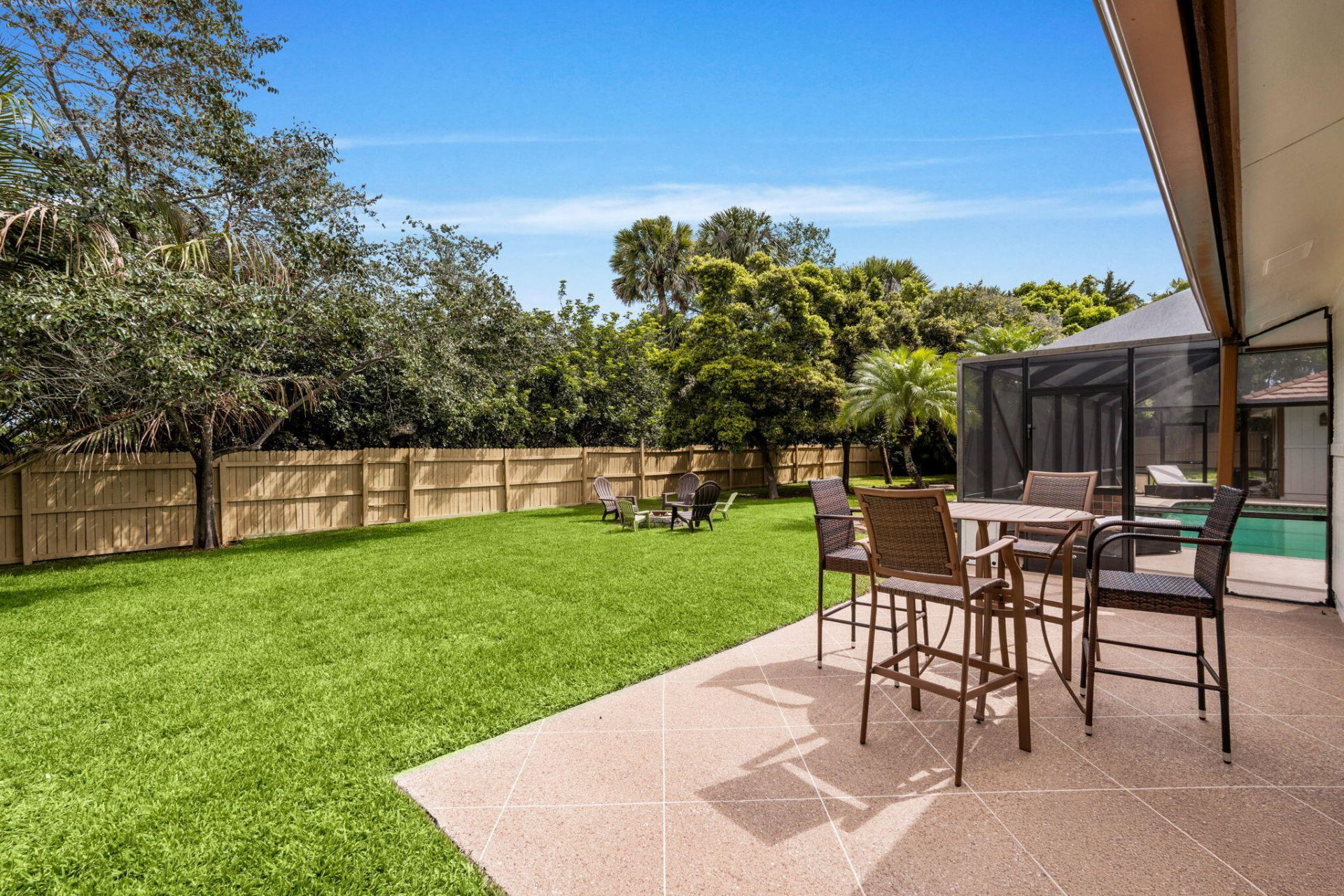 21 Whispering Oaks Circle, West Palm Beach, FL 33411 Photo