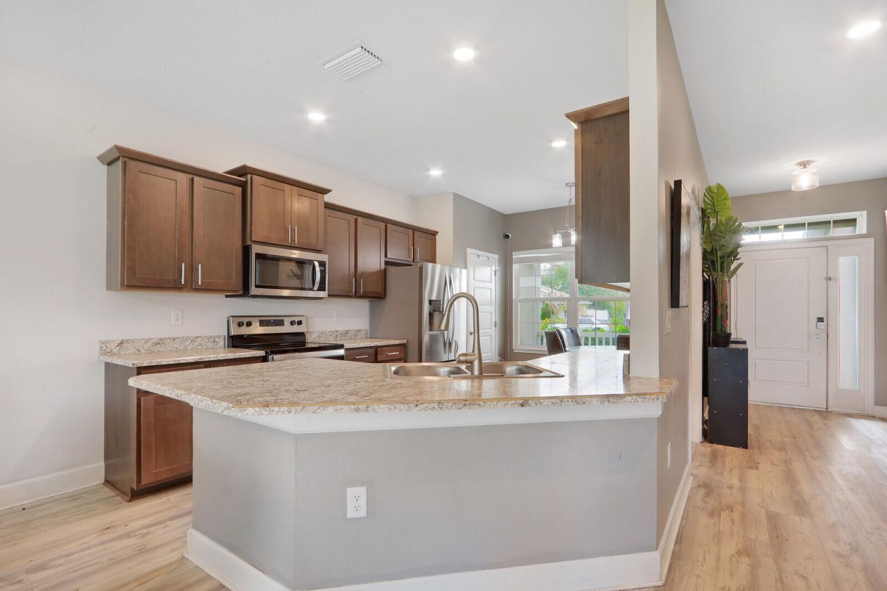 5436 NW South Crisona Court, Port Saint Lucie, FL 34986 Photo