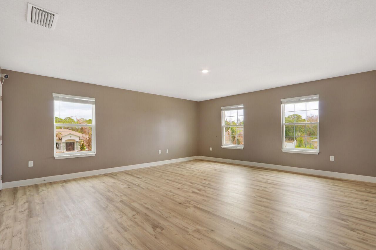 5436 NW South Crisona Court, Port Saint Lucie, FL 34986 Photo